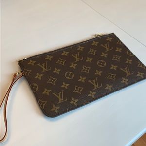 Louis Vuitton pouch (Neverfull GM)